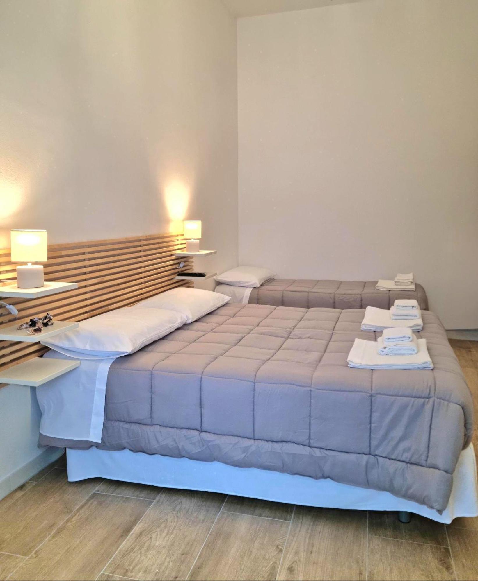 Downtown Maqueda Apartment