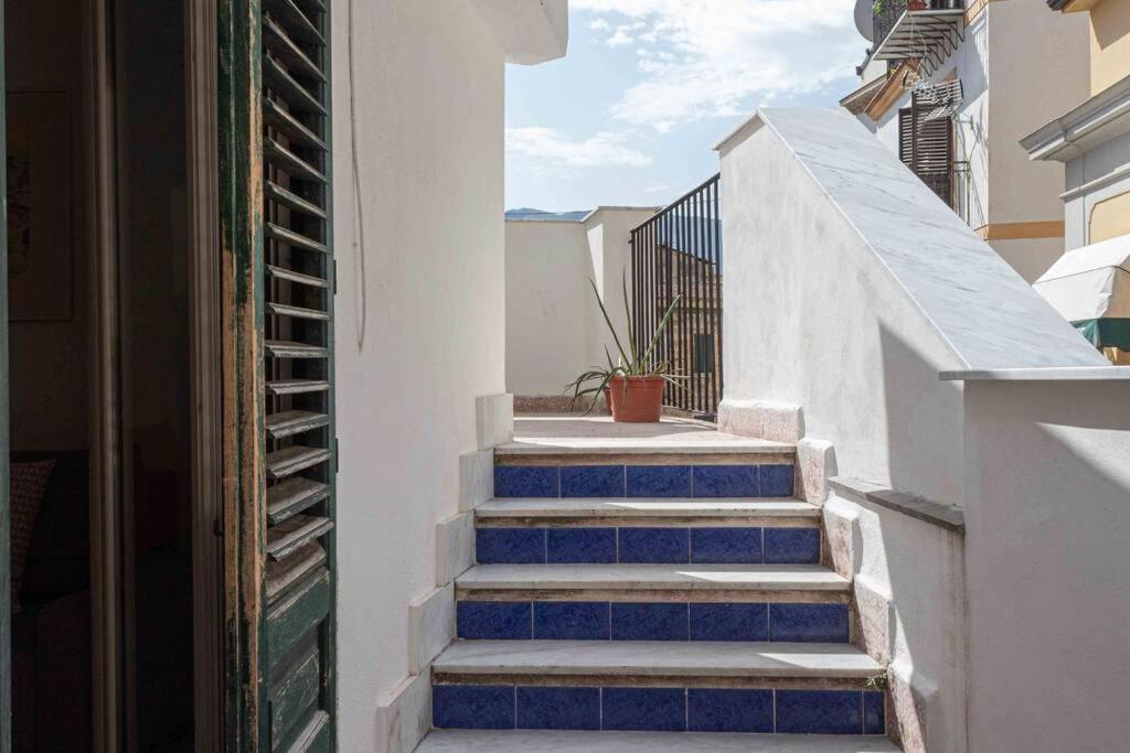 Terrazza Sul Mercato. Your House In Ballaro Apartment Palermo