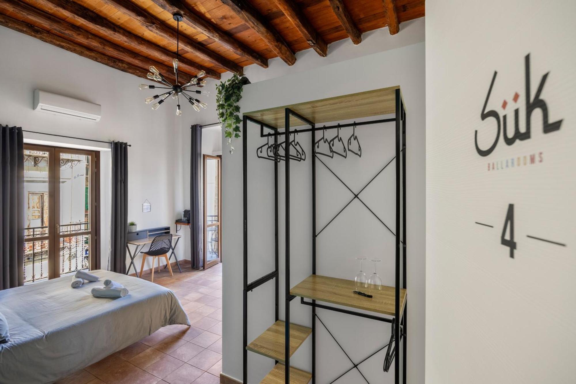 Gasthof Suk Ballaro Palermo