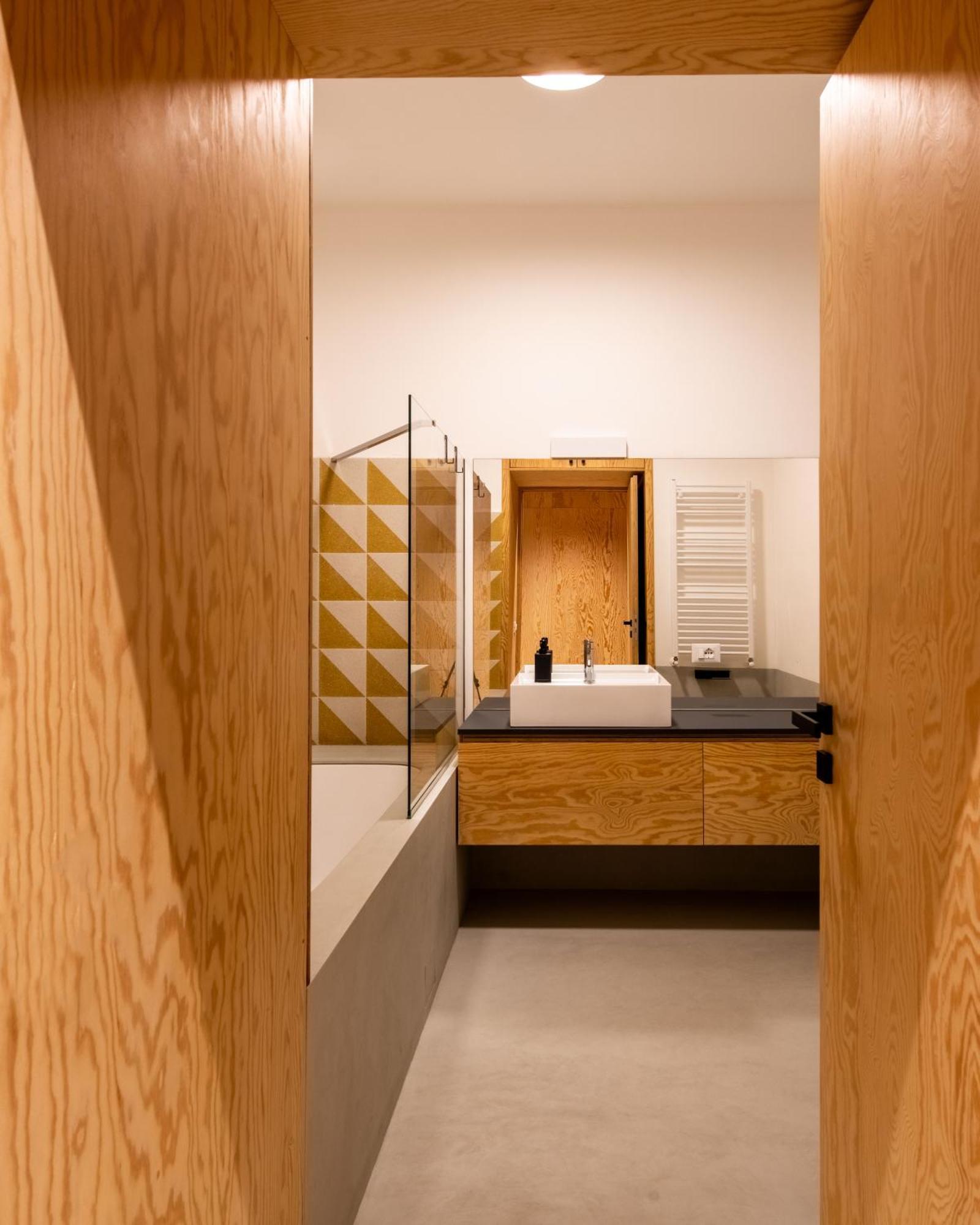 Sartoria Cavour - Modern Sicilian Elegance In A Former Tailor Shop Apartment Palermo