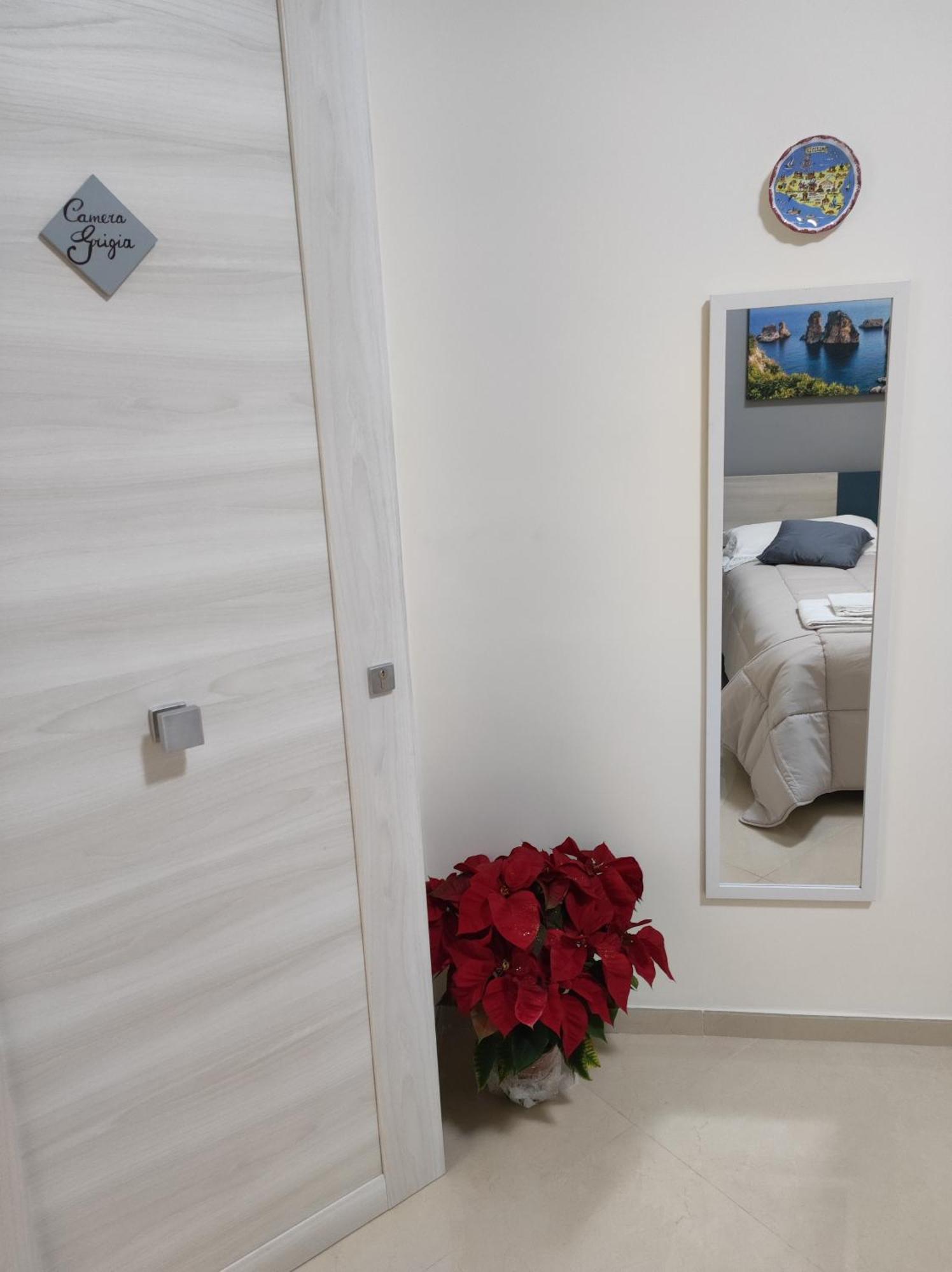 Sicily Trinacria House * Palermo