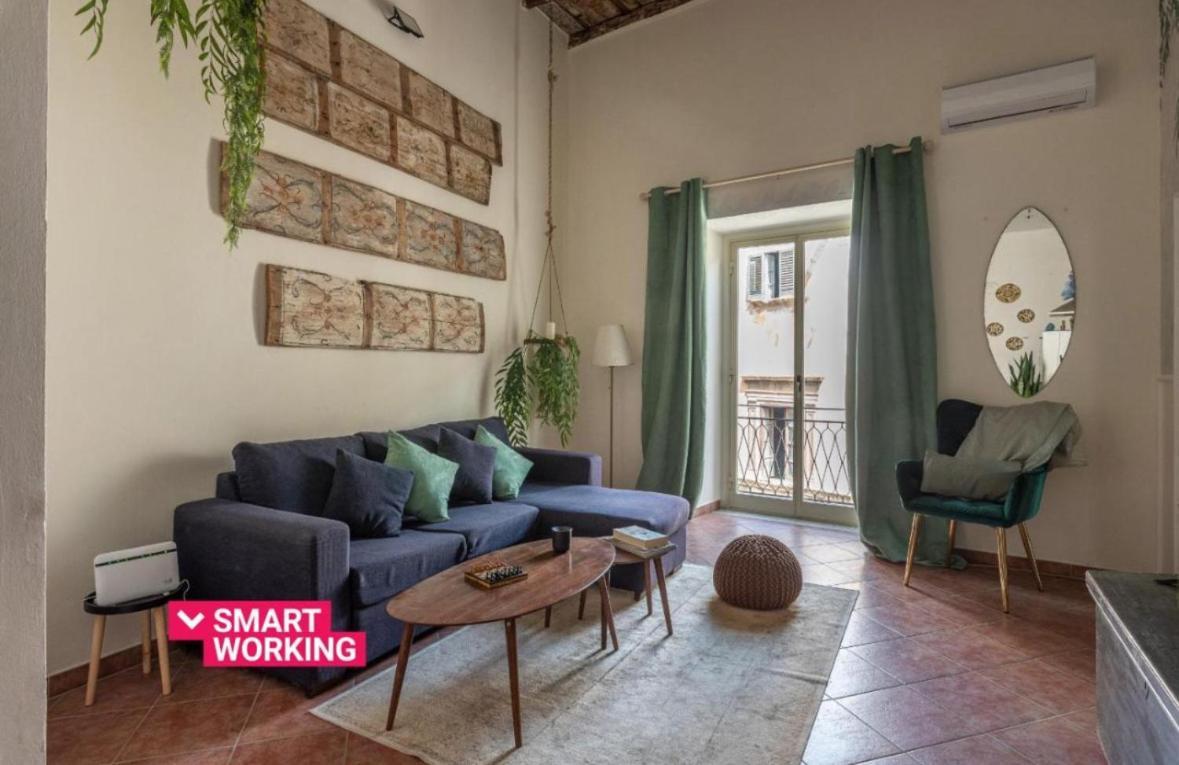 Donna Isabella A Ballaro Appartamento Palermo