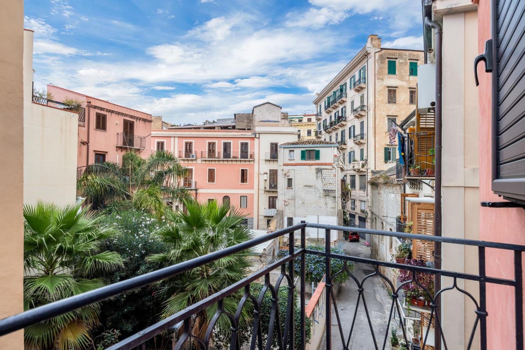 Aparthotel Open Sicily Homes - Near The Train Station