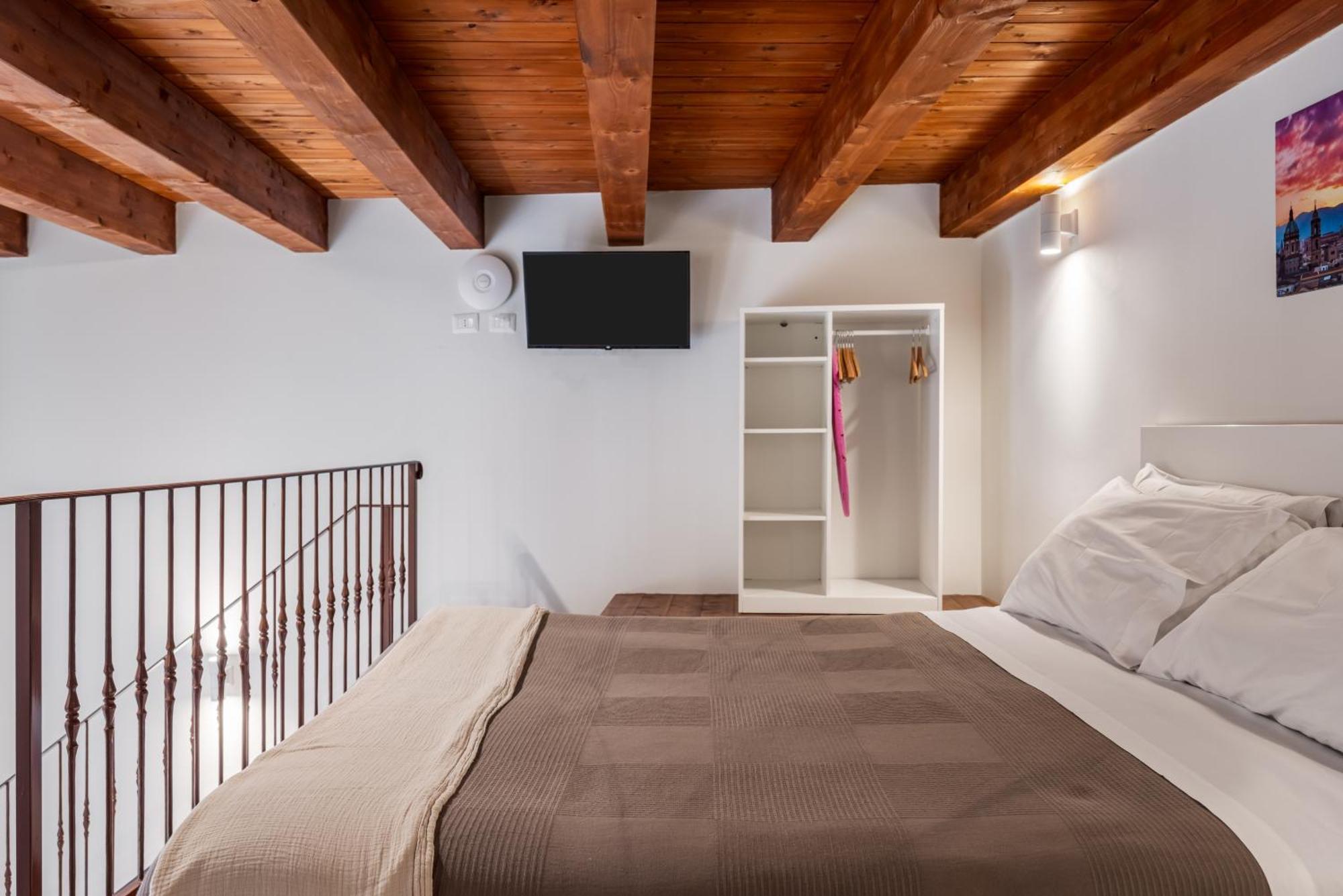 Open Sicily Homes - Near The Train Station Palermo