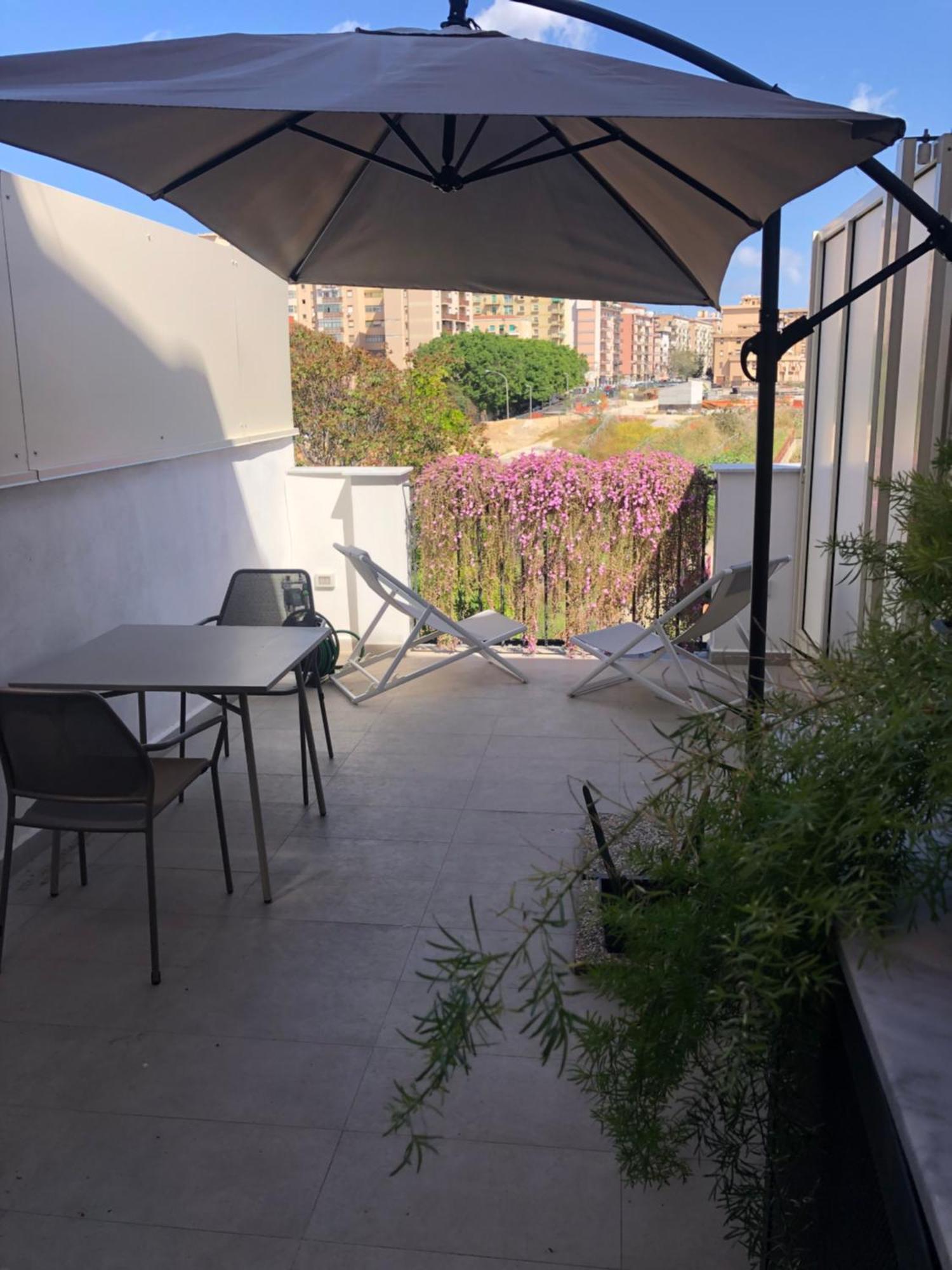 Carletta's Aparta-suite & Guest house Palermo