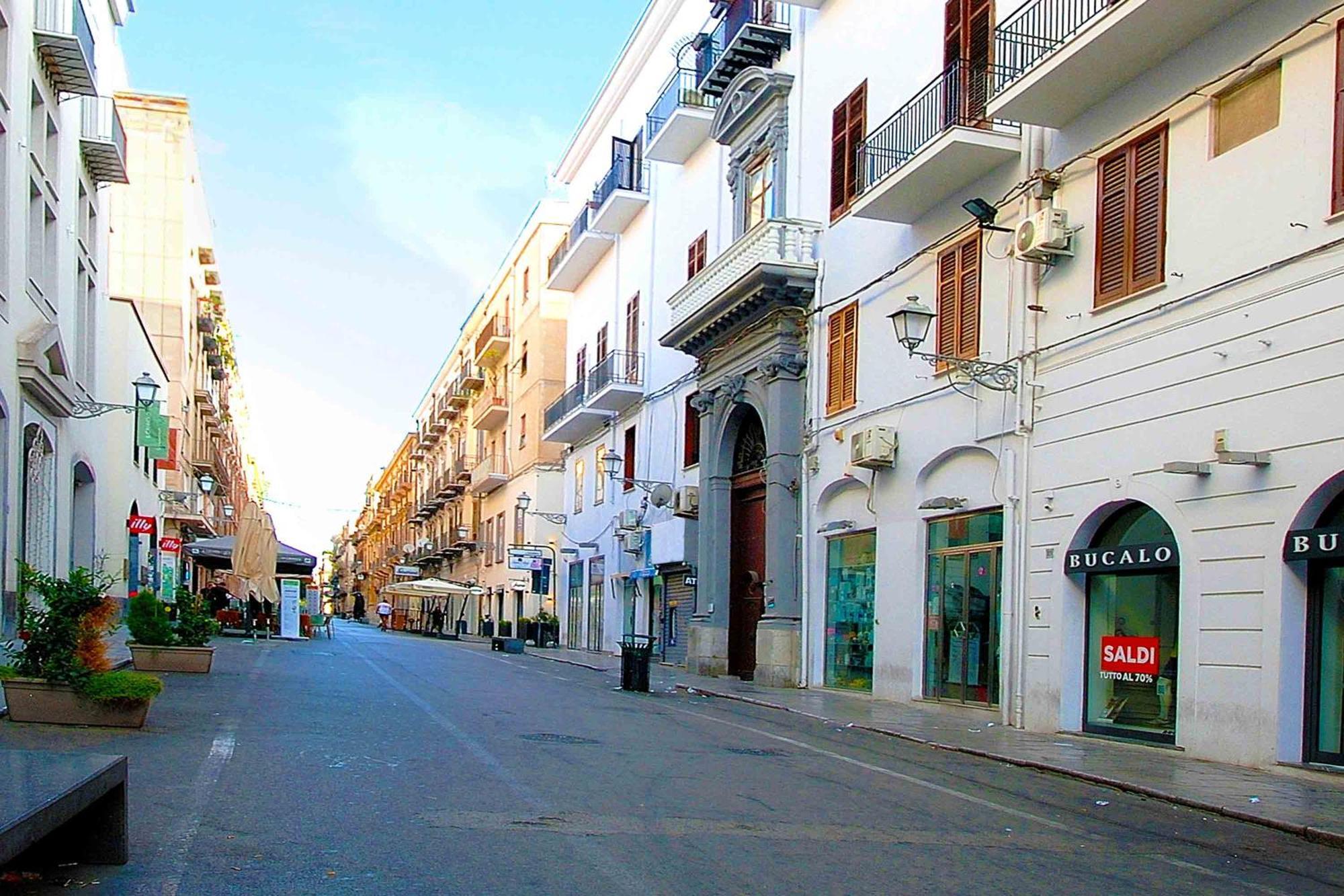 Apartment Maqueda331