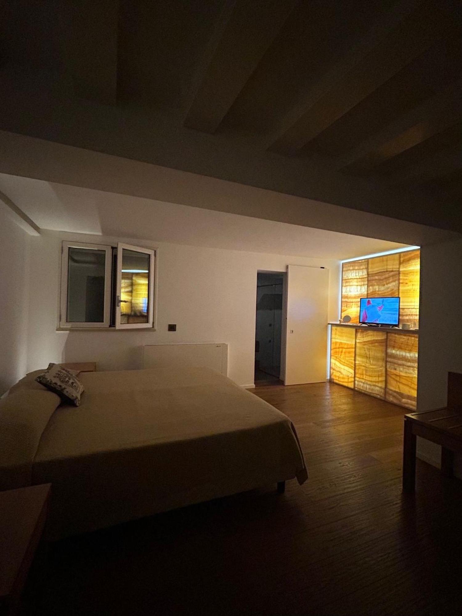 Prince Apartment *