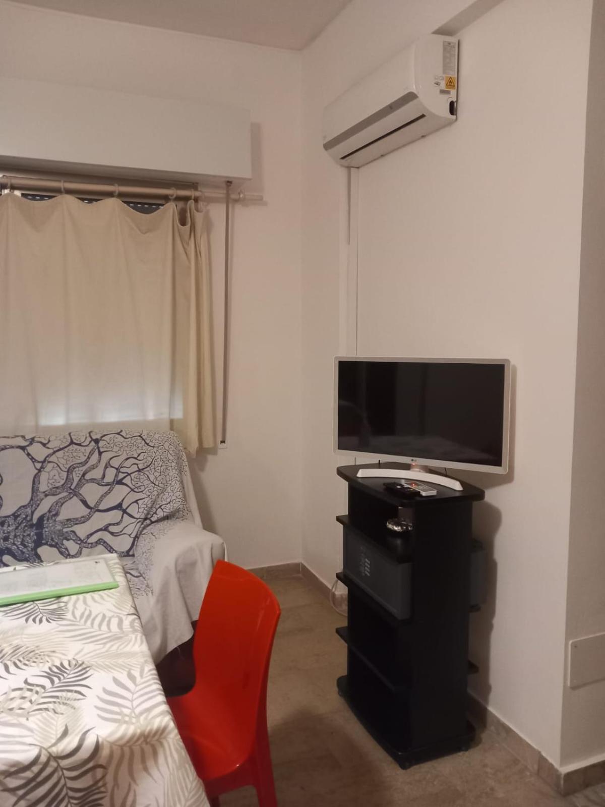 Casa Carina In Centro Apartment