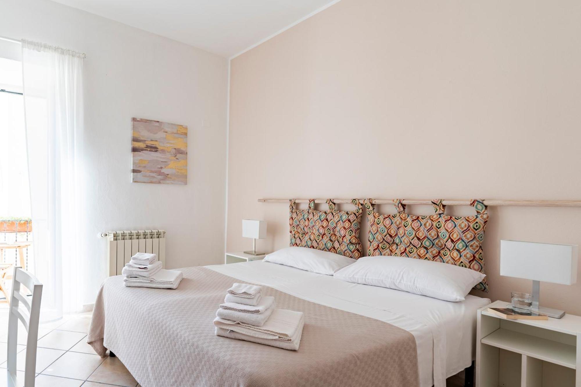 Punto Al Capo Intero O Stanze Matrimoniali Con Bagno Privato Palermo