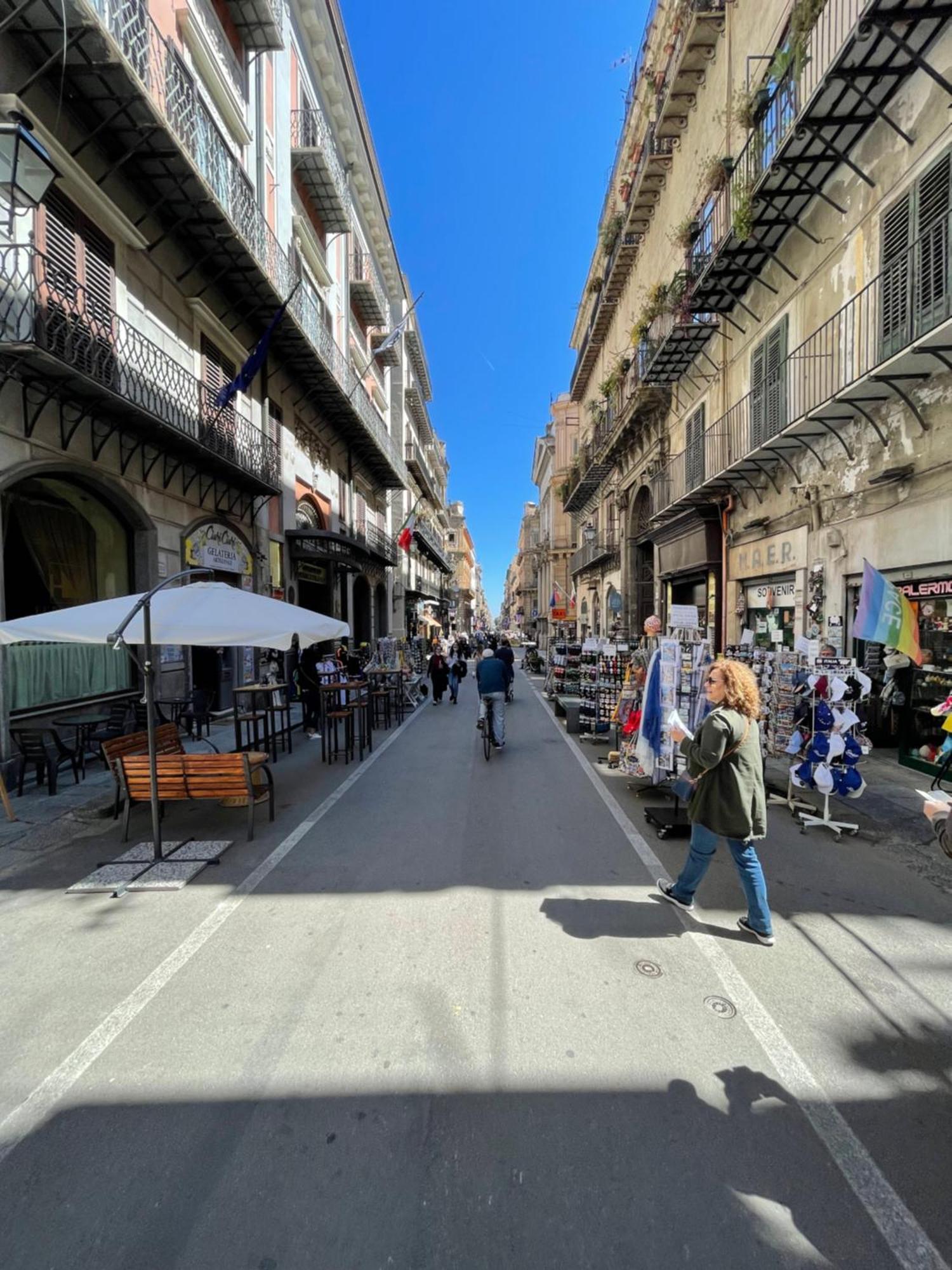 Punto Al Capo Intero O Stanze Matrimoniali Con Bagno Privato Palermo