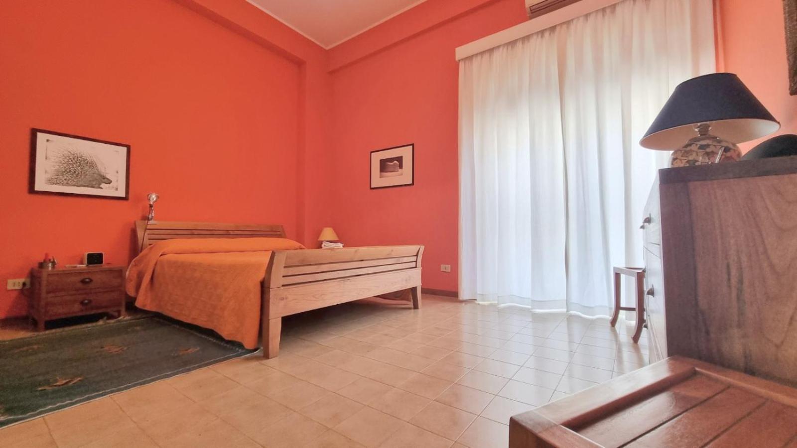 Apartment Molo Santa Lucia 248