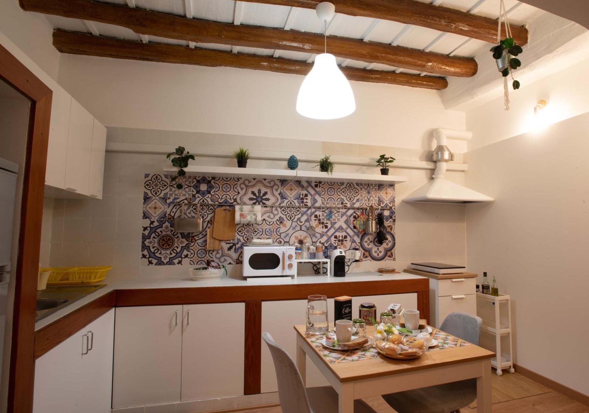 Titi's Place * Palermo