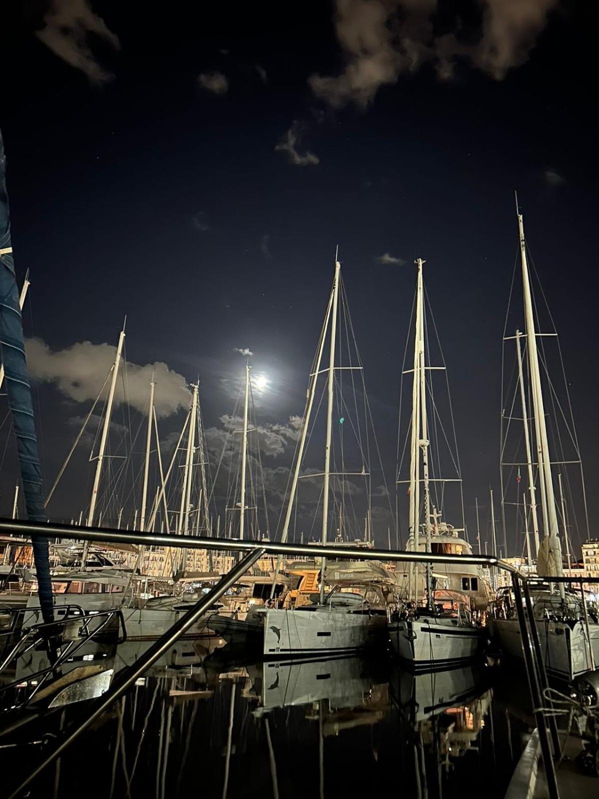 Giorgia House Boat Botel Palermo