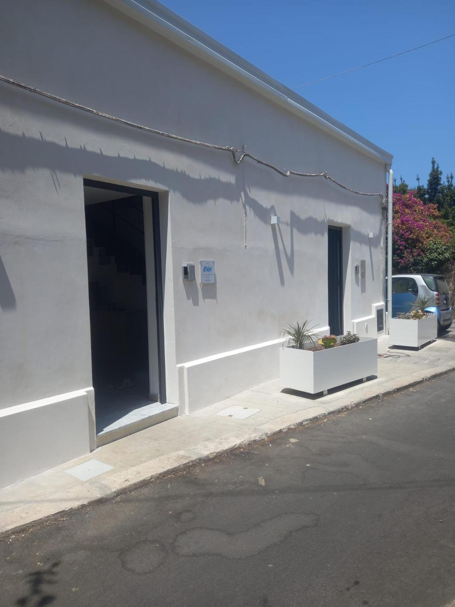 Rys Mondello House Apartment
