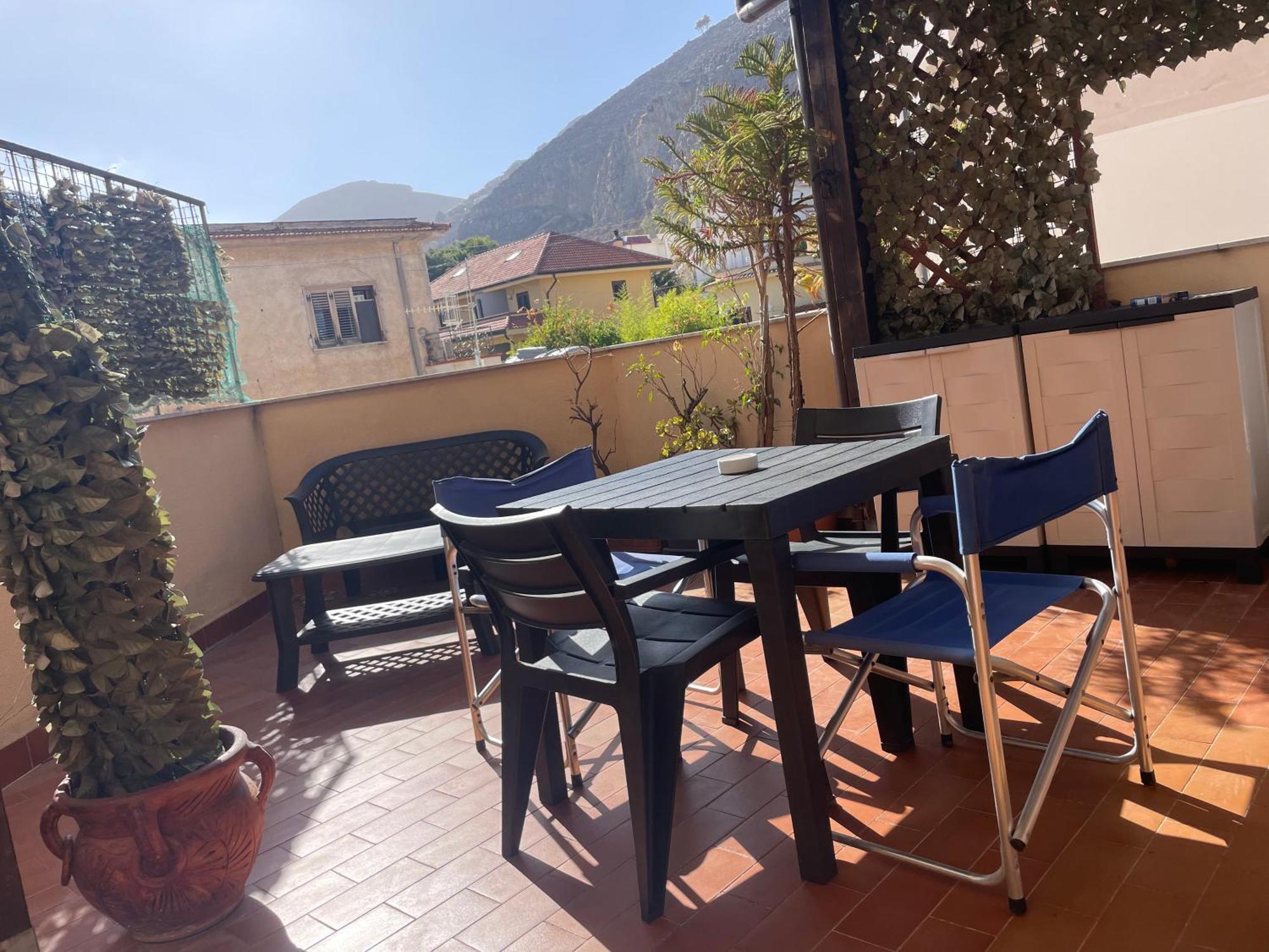 Mondello Stesicoro Apartment *