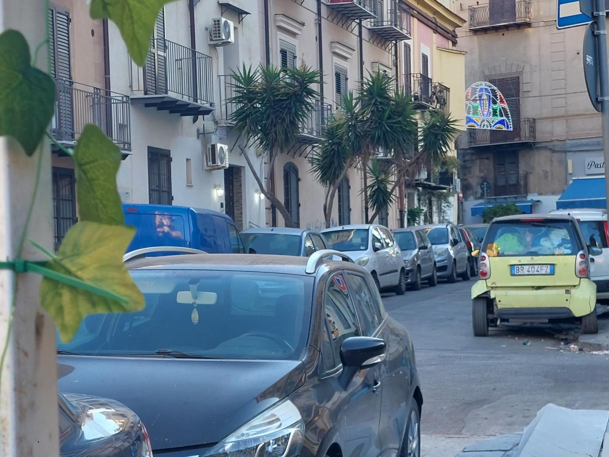 Stanza Sicilia Bedda Apartamento
