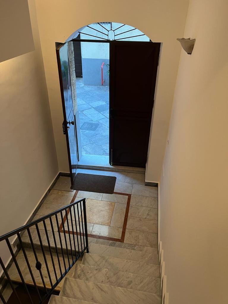 Casina Al 32 * Palermo