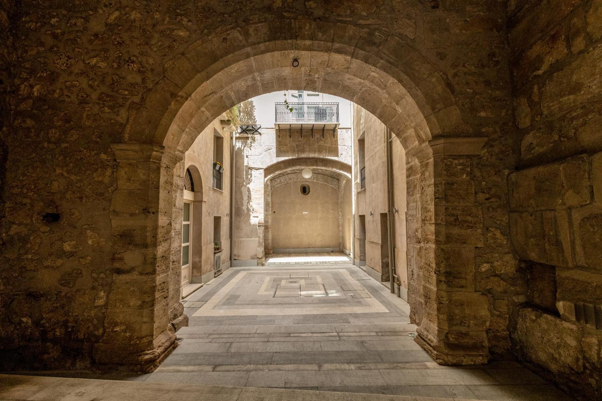 Tomasi Palermo
