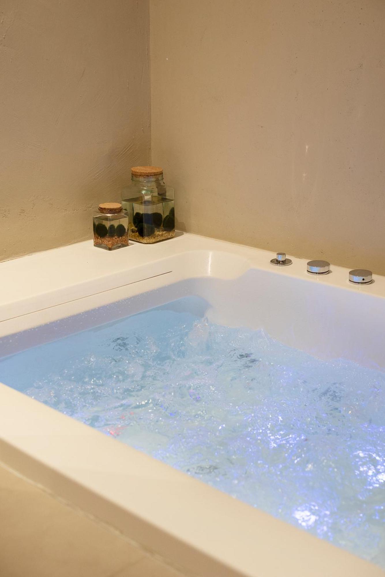 Aquacharme