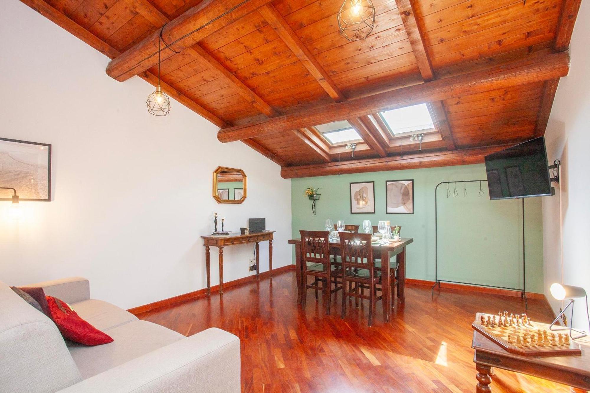 Apartment Politeama House Historic Center