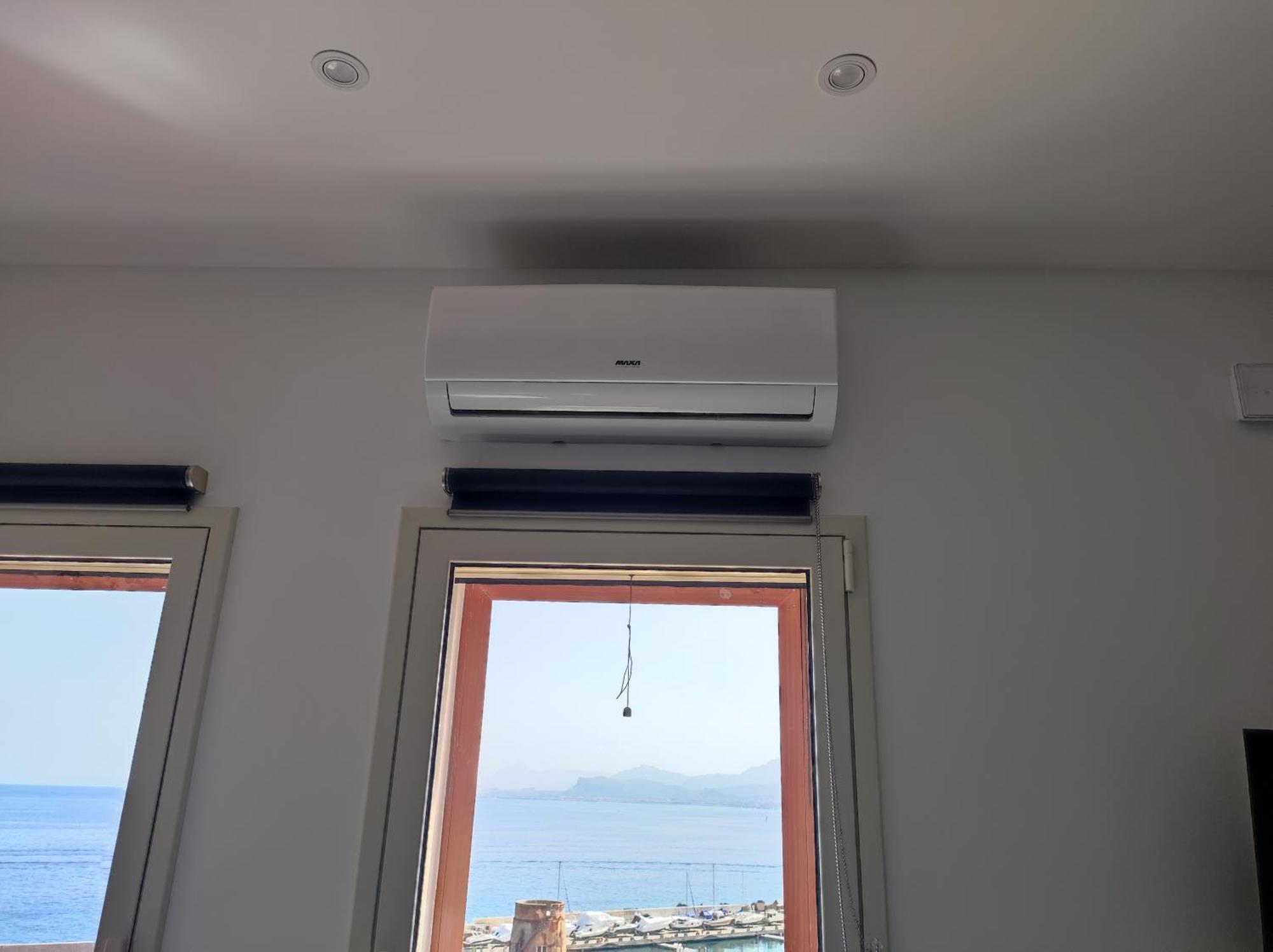 Rineddahouse Panoramico Vista Mare Con Parcheggio Privato *