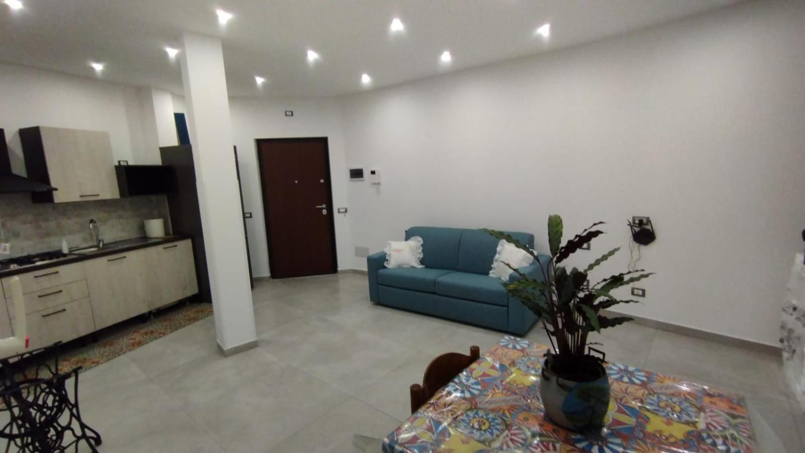 Rineddahouse Panoramico Vista Mare Con Parcheggio Privato Apartment