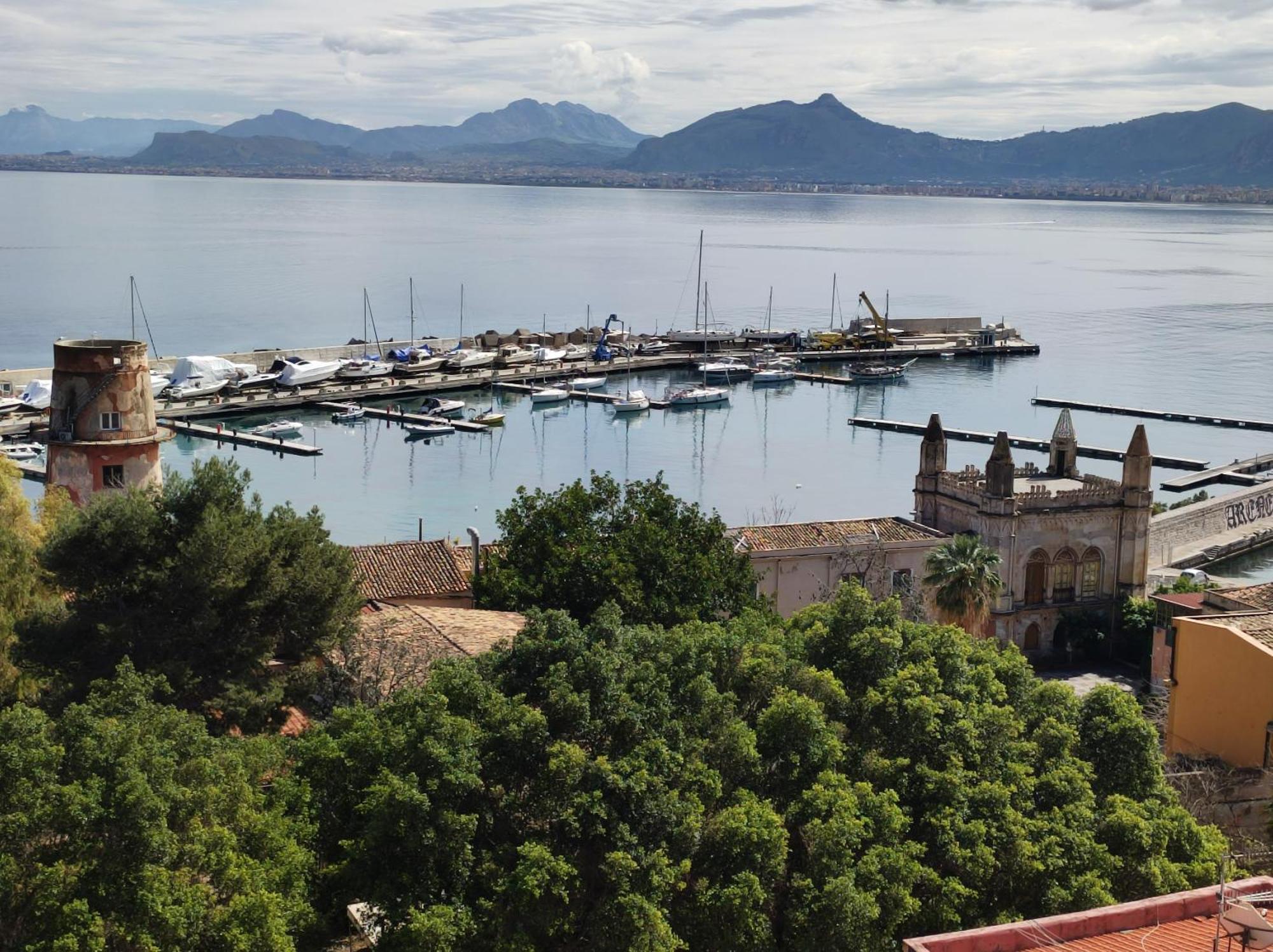 Rineddahouse Panoramico Vista Mare Con Parcheggio Privato * Palermo