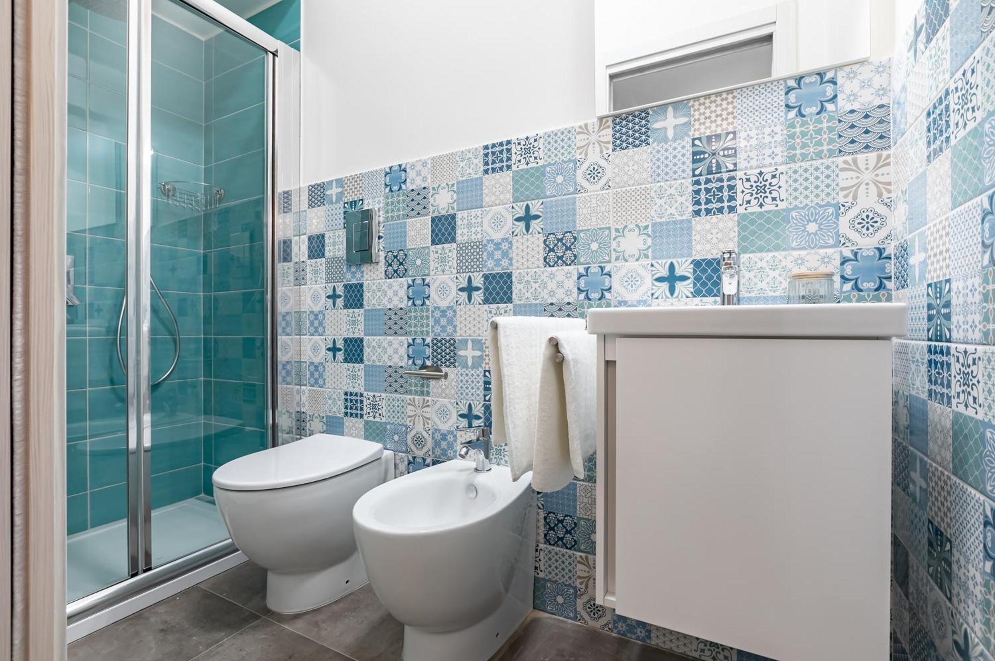 Palazzo Dei Normanni & Ballaro Roomy Modern X9 Apartment Palermo