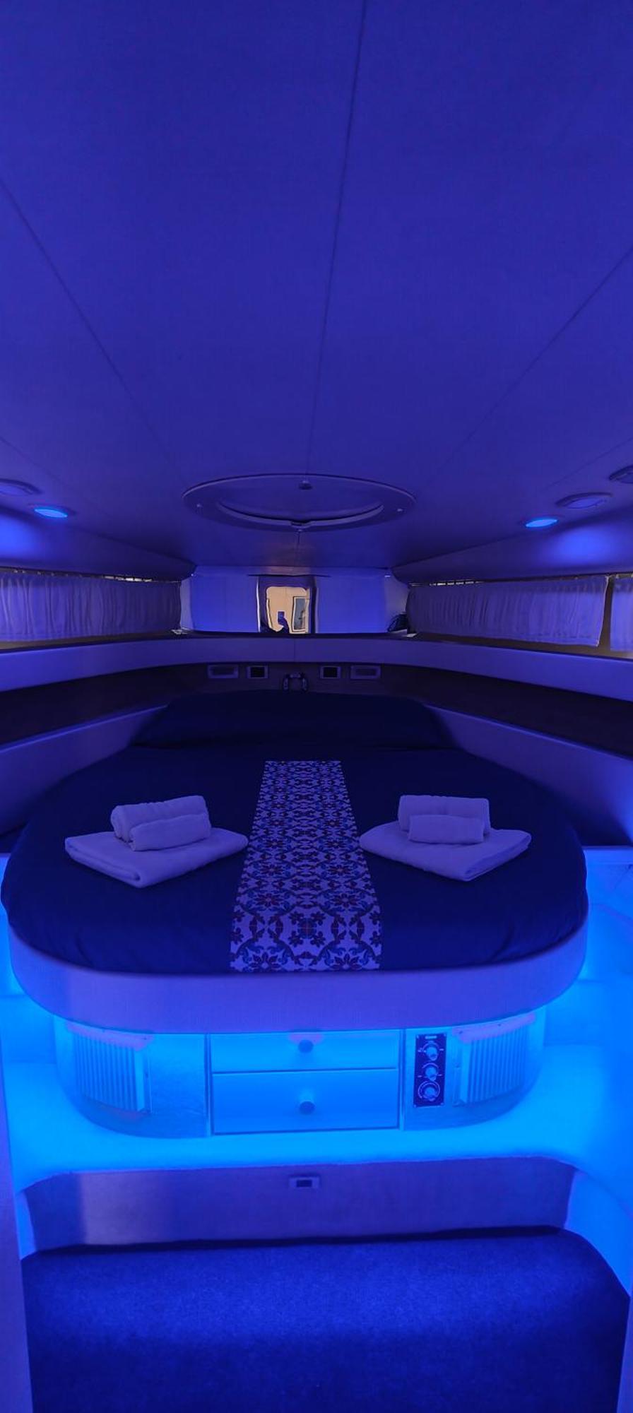 Desire Charming House Boat Palermo