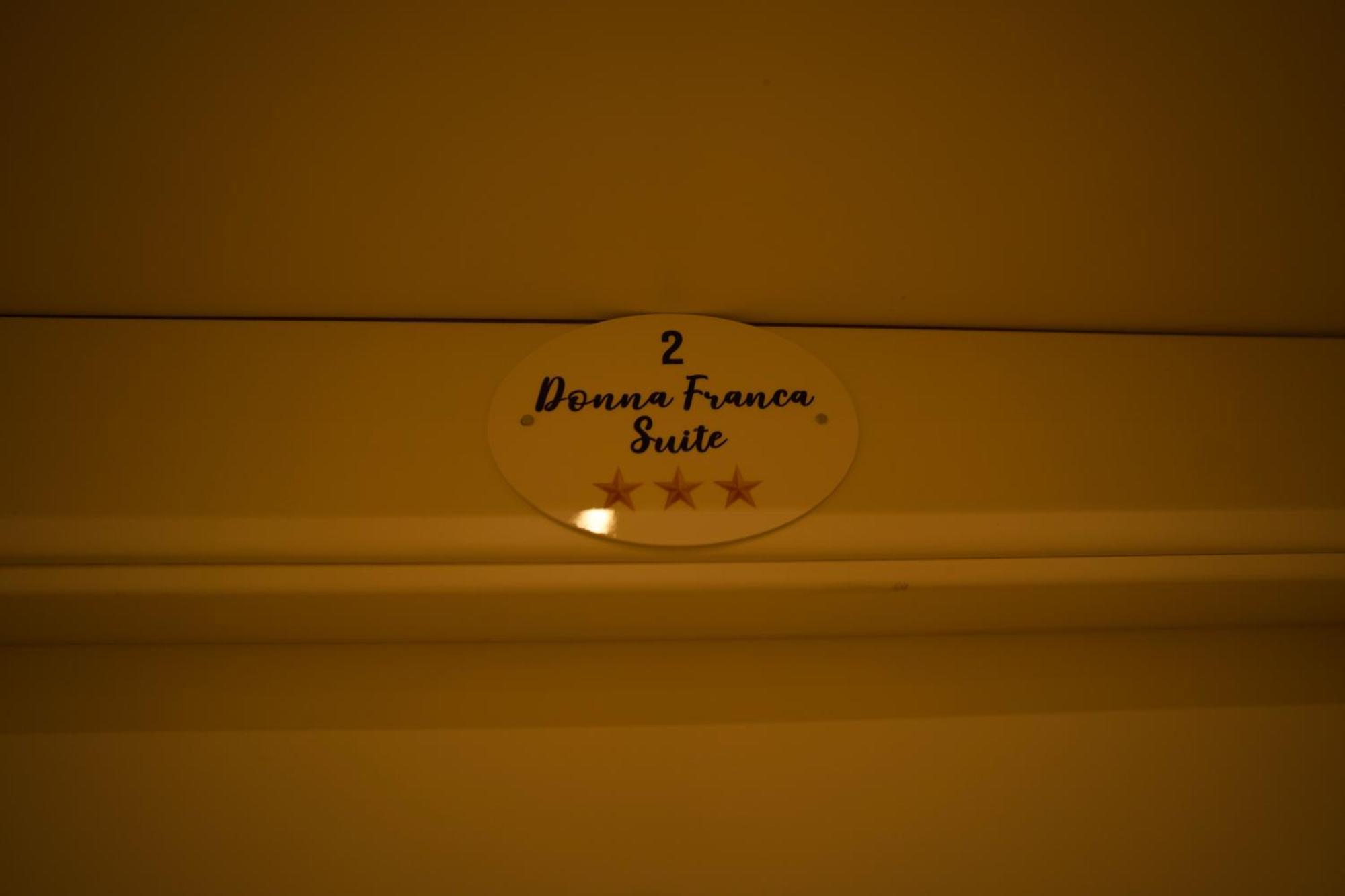 Affittacamere Donna Franca Rooms&suite *