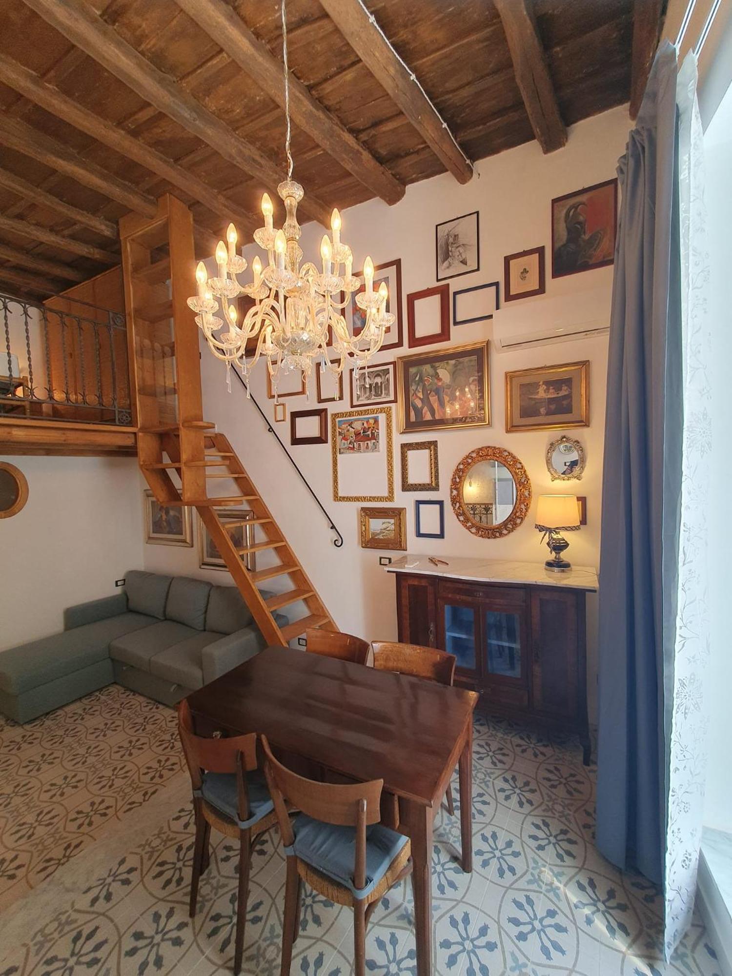 4 Canti Loft & Ground Floor Apartment