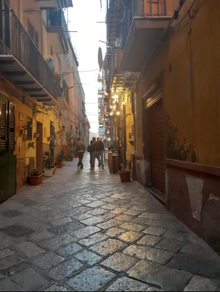 Vacanza Centro Mercato Ballaro' Ferienhaus