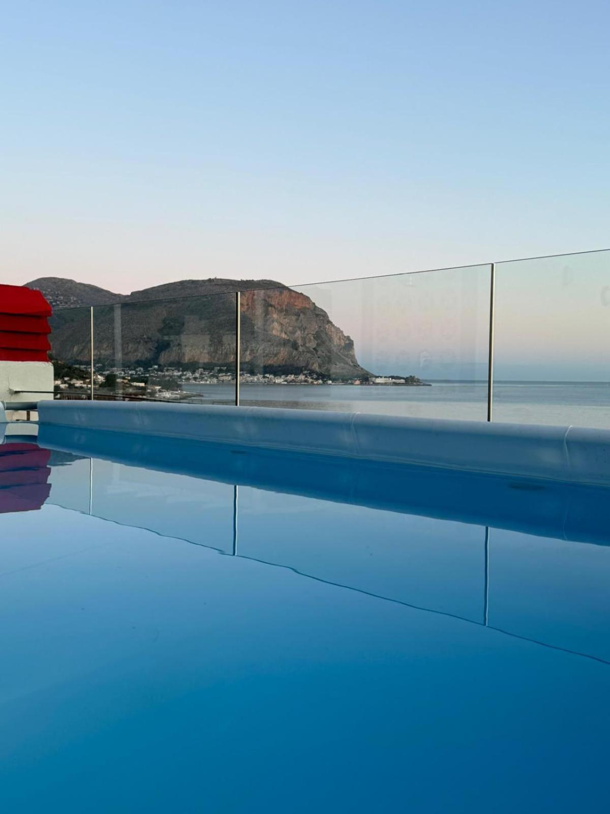 Palermo - Mondello Luxury Apartment Apartment *