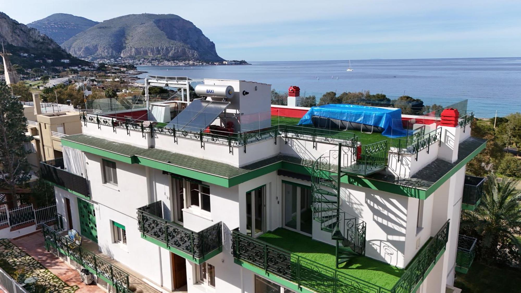 Apartment Palermo - Mondello Luxury Apartment