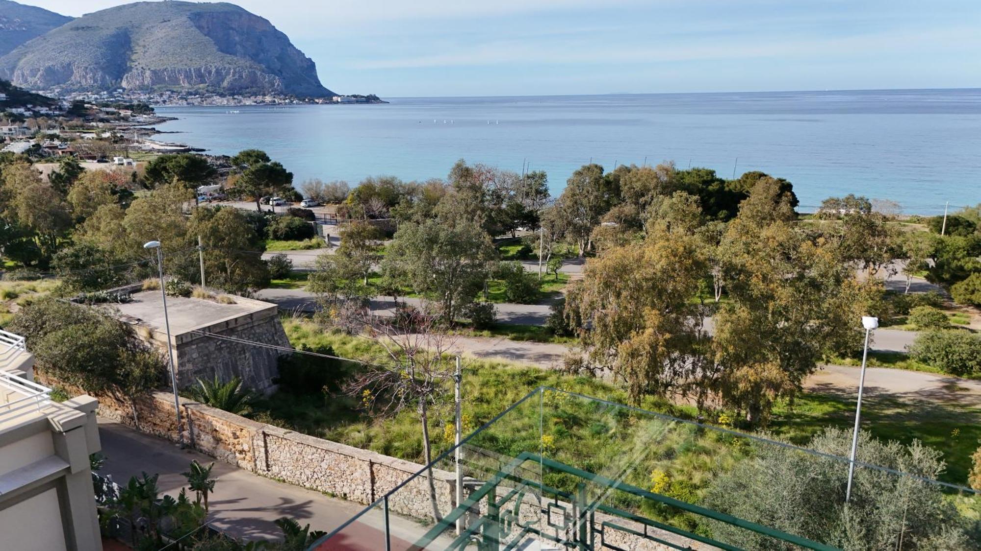 Palermo - Mondello Luxury Apartment Apartment