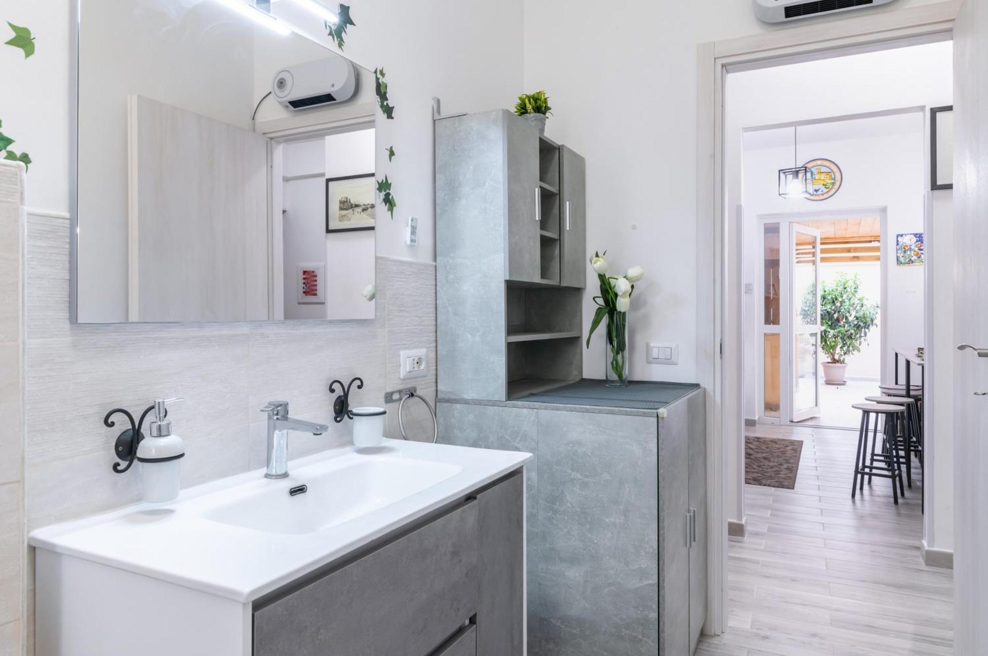 Charming Flat With Terraces X6 Appartamento Palermo