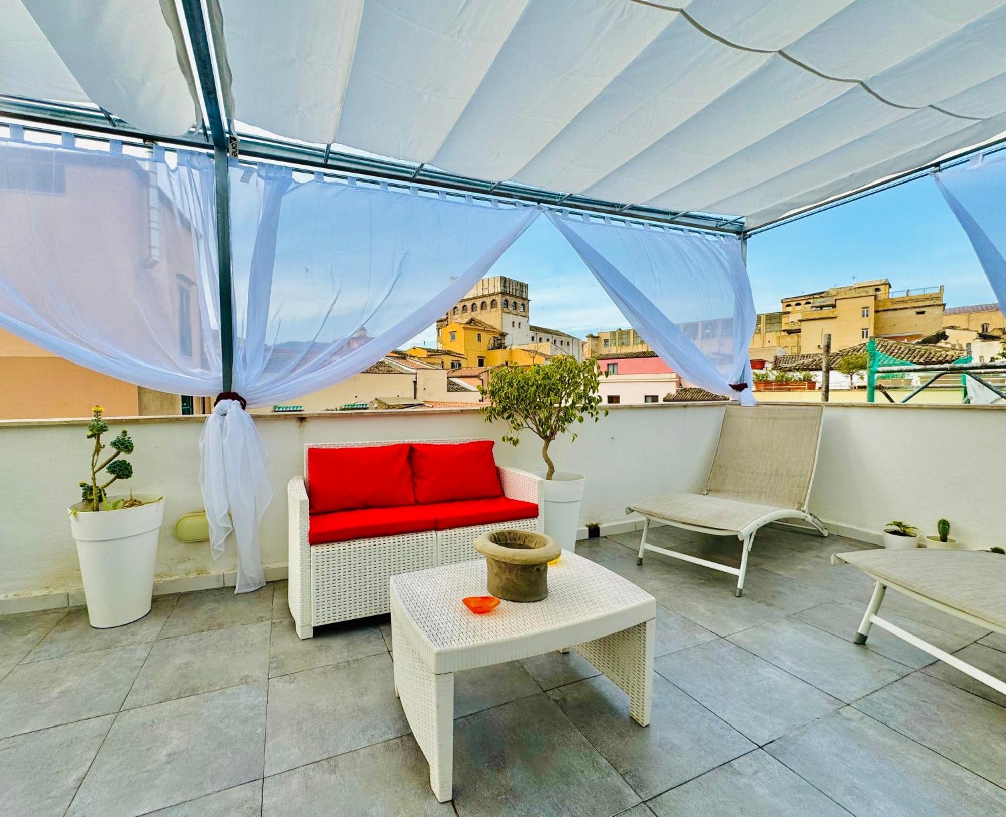 Meetup On The Terrace View With Private Parking Palermo