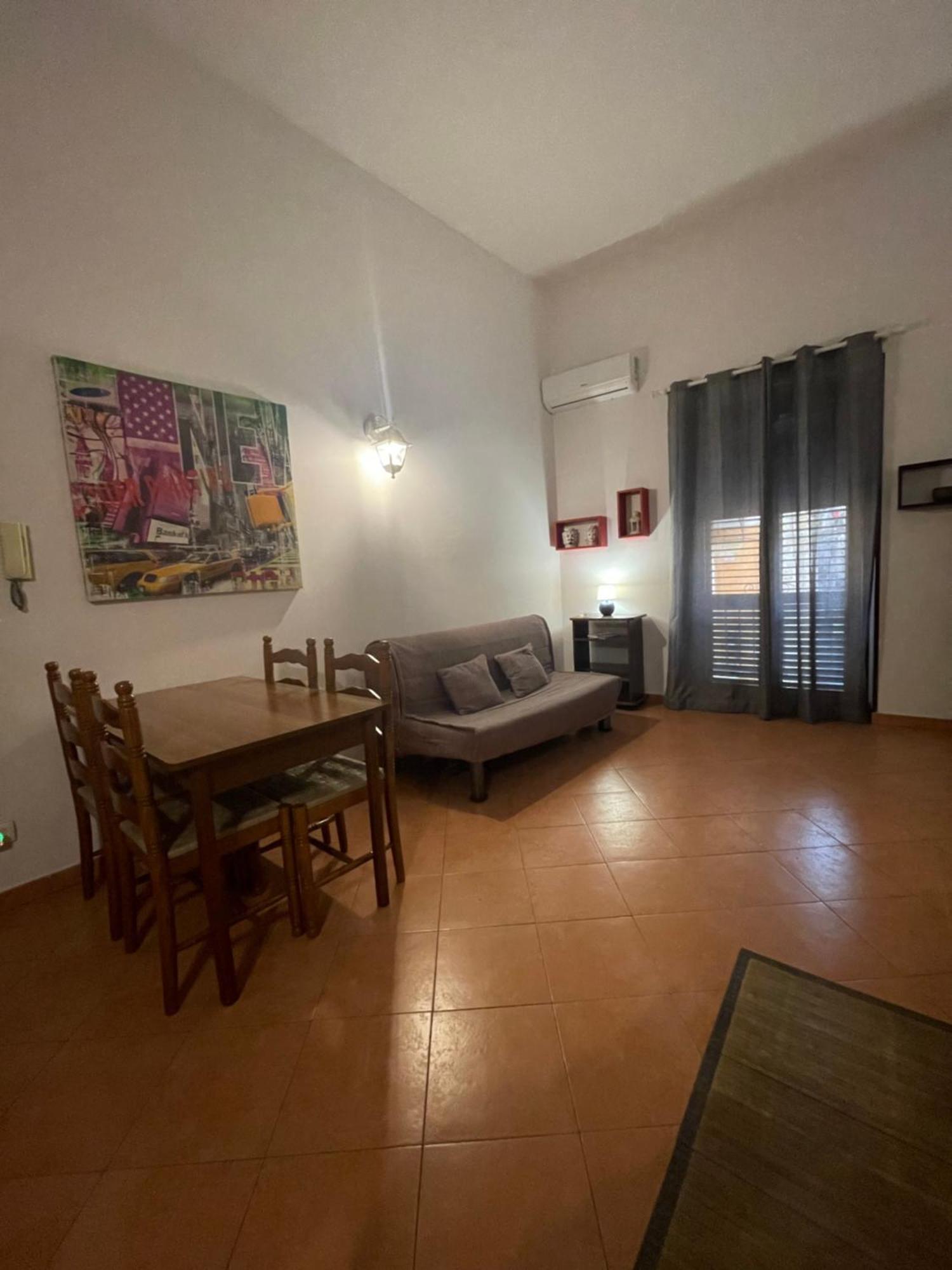 Hola Cathedral House Apartamento *