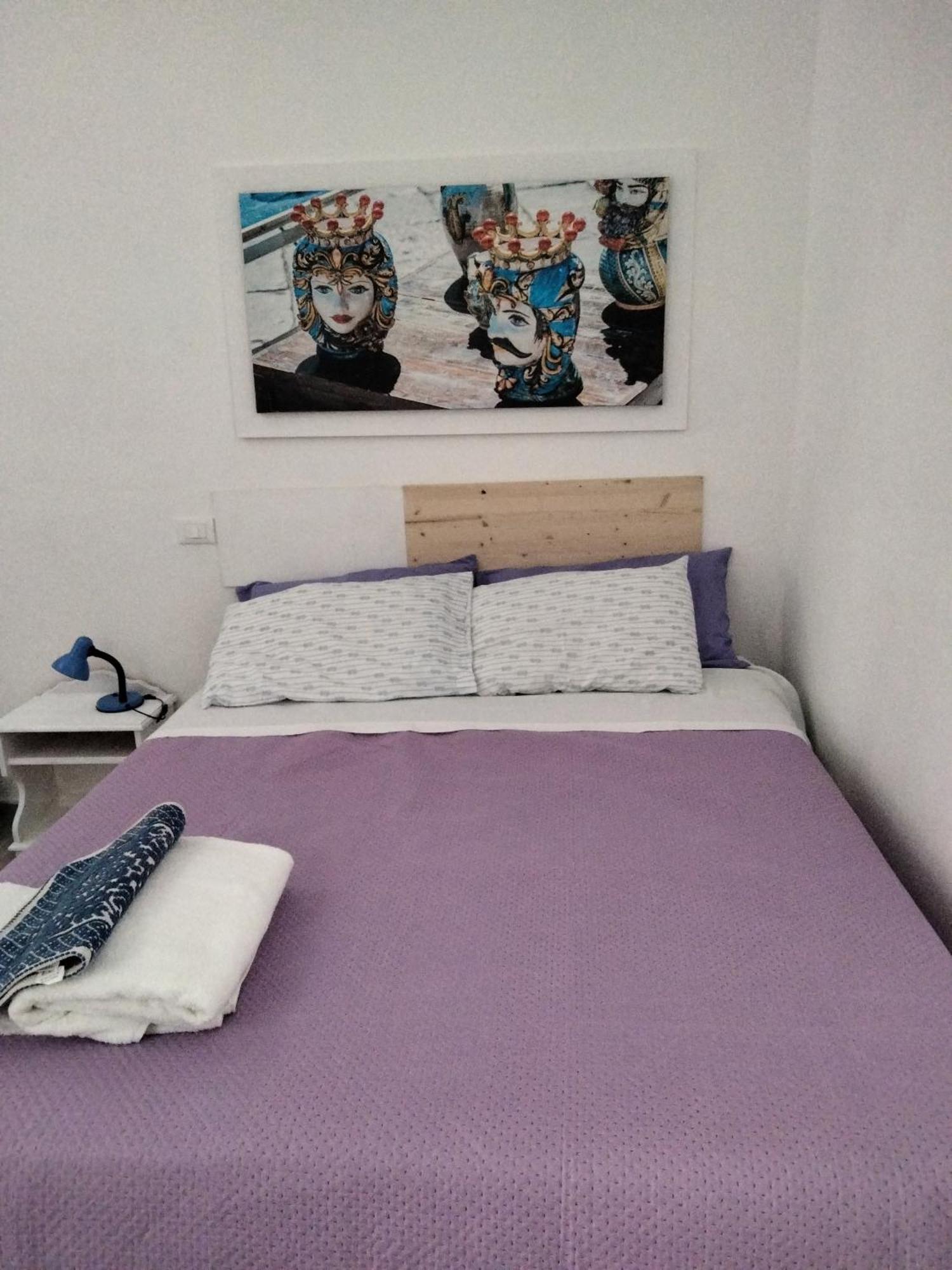 Casetta Blu Mondello Zona Partanna * Palermo