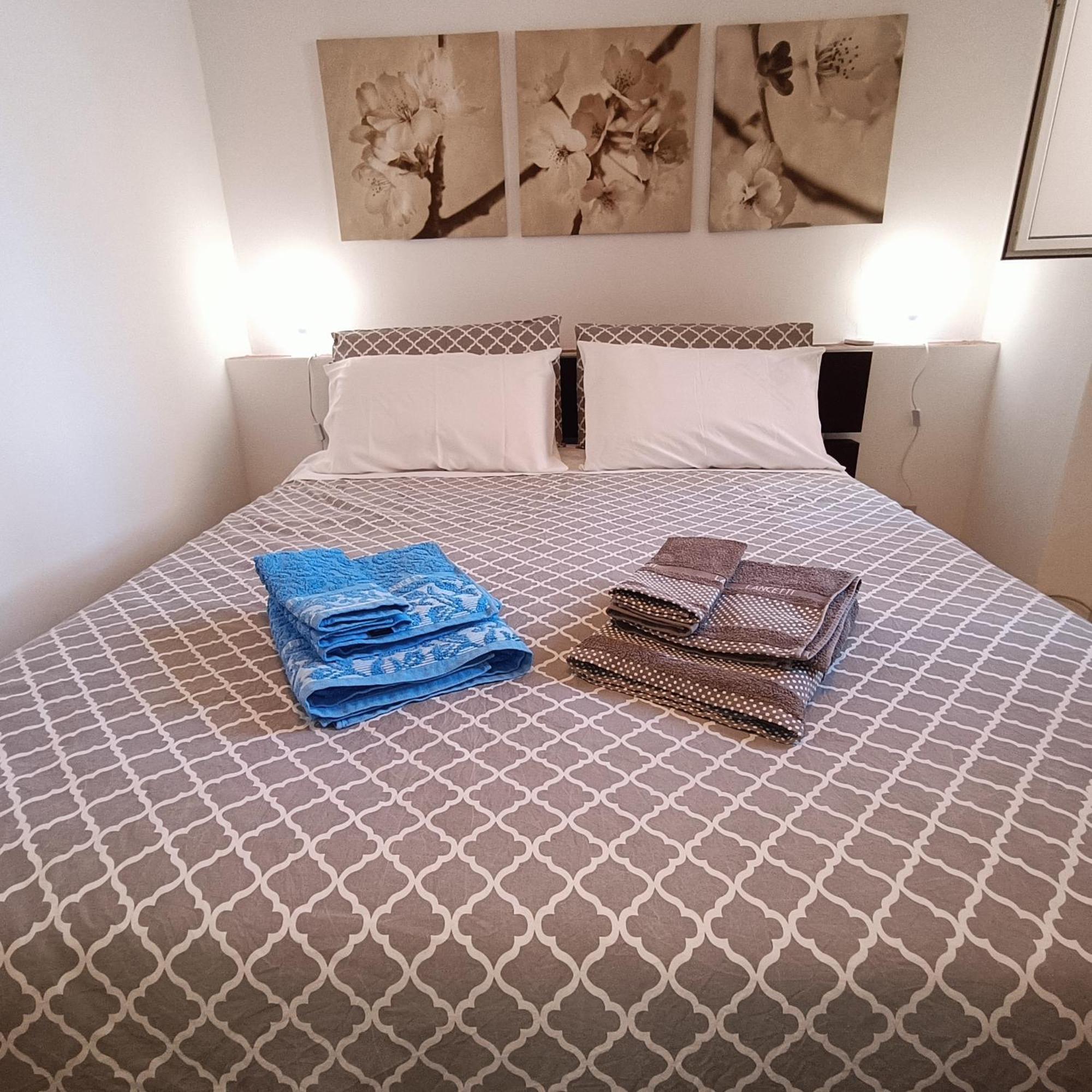 Apartment Centro Storico Casa Bellini ***** Palermo