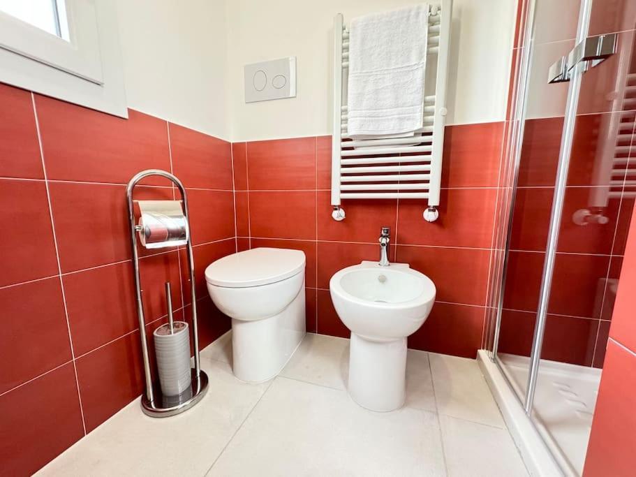 Attico Magnificent Wi-fi/free Parking Apartment *