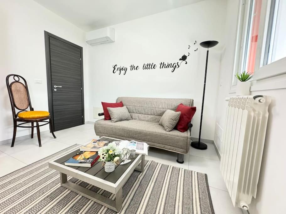 Attico Magnificent Wi-fi/free Parking Apartment