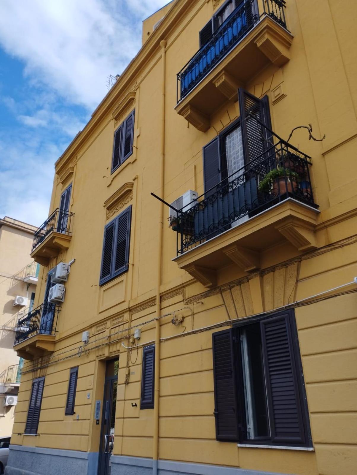 Basile Guest house *
