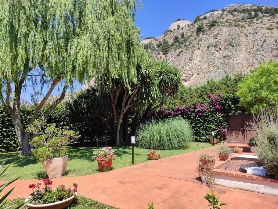 Da Nonna Cettina In Con Piscina Ferienhaus Palermo