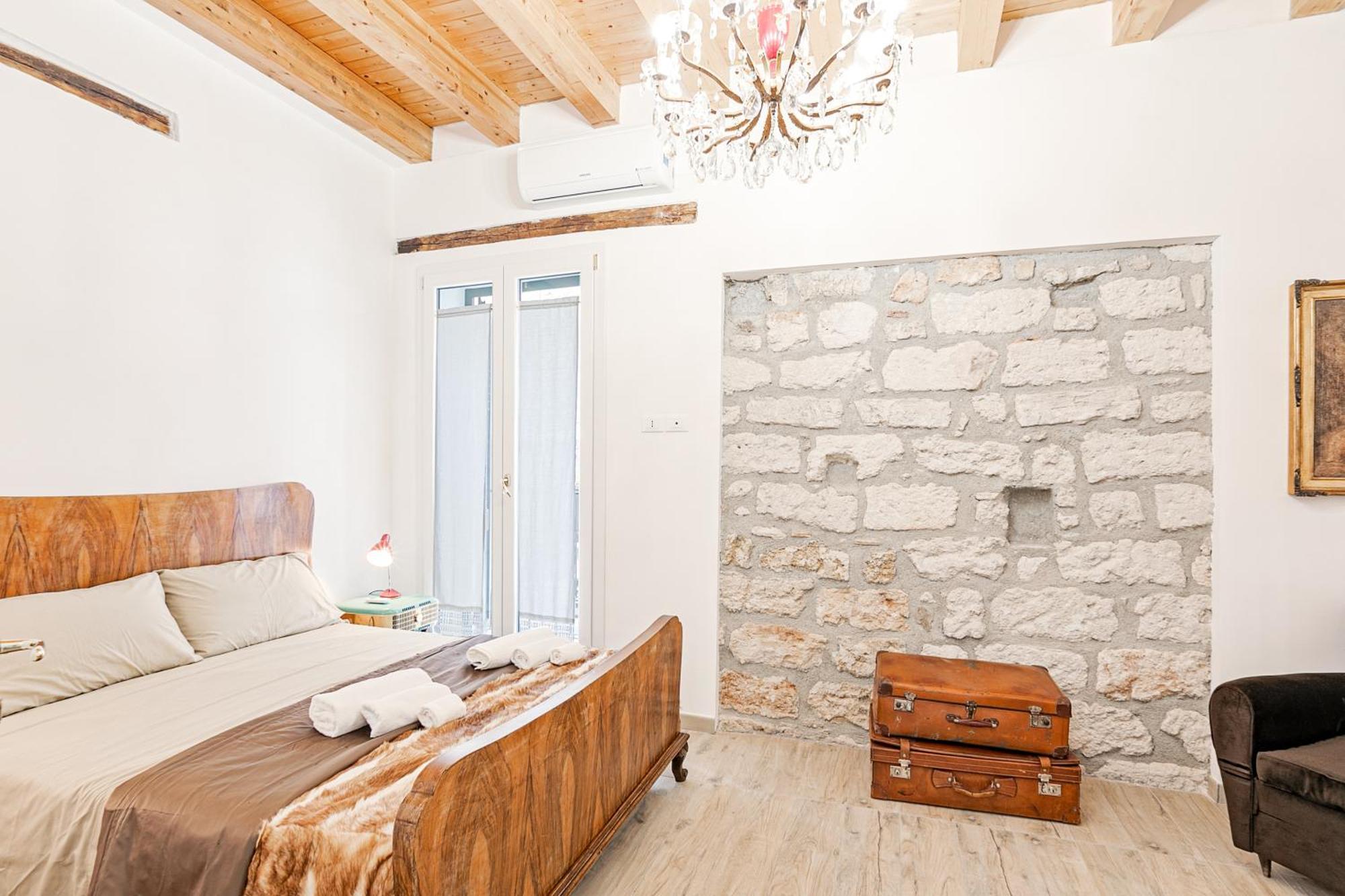 Apartment Palazzo Dei Normanni Stylish *