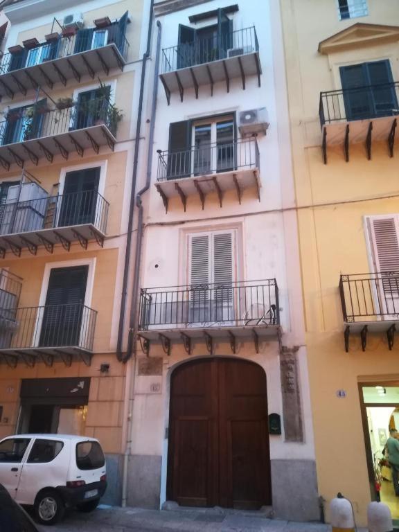 Apartamento Bb45 Superior Holiday's House Cir 19082053c204471 Palermo