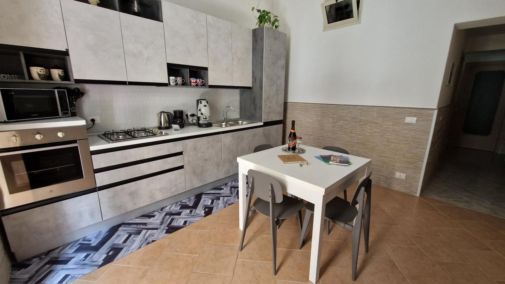 Apartment The Brothers House Zisa