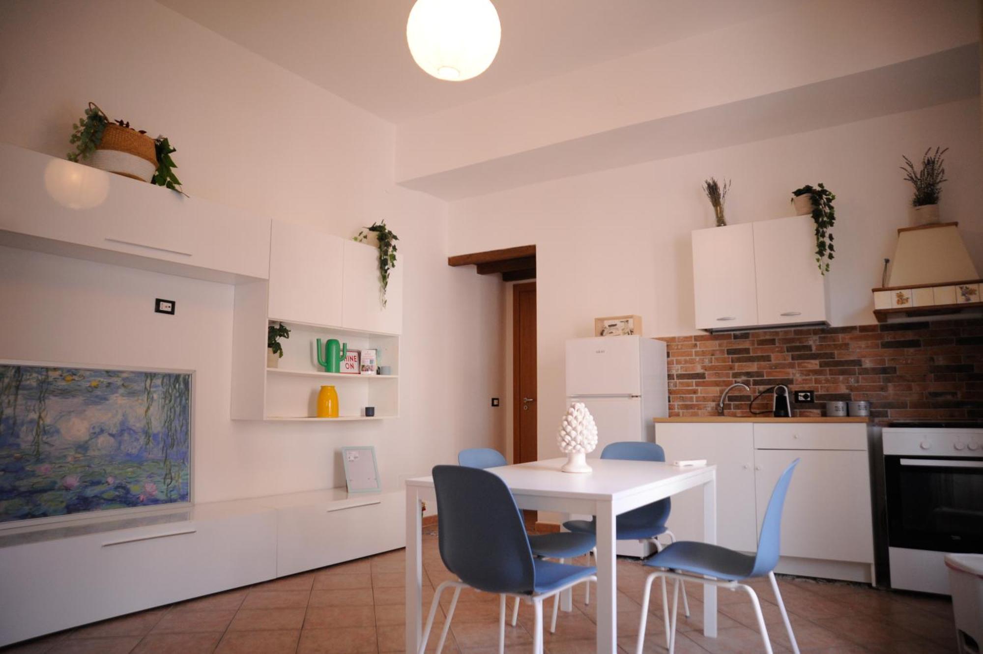 Le Finestre Su Ballaro Apartment *