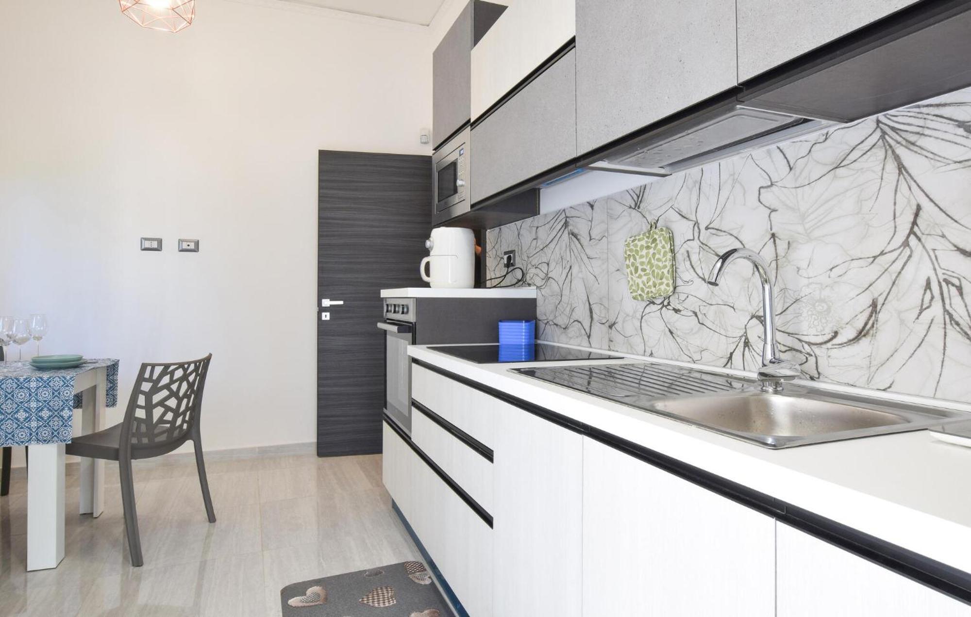 Gorgeous In With Kitchen *