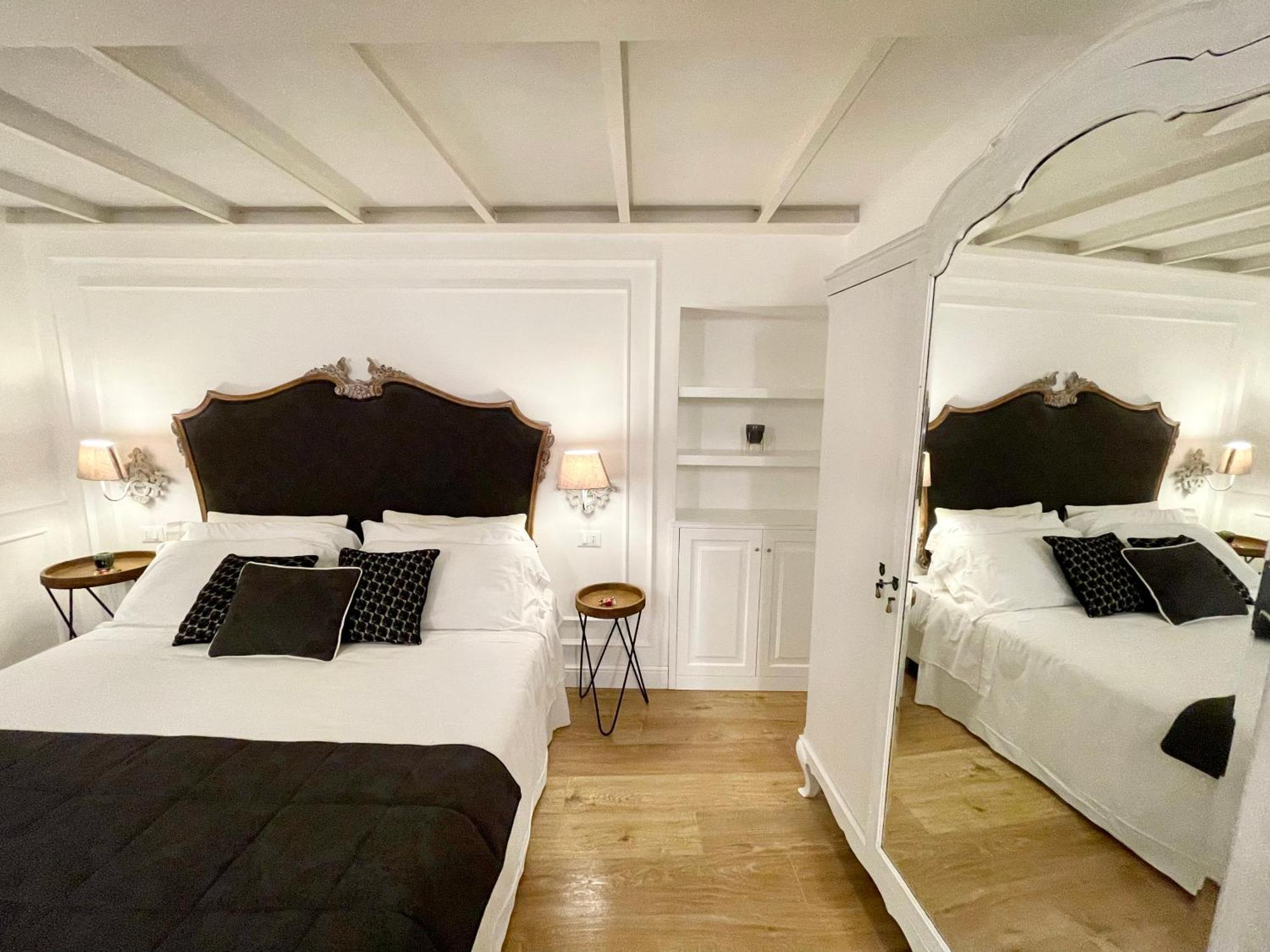 Casa de hóspedes Palazzo Del Poeta - Dimora Contemporanea